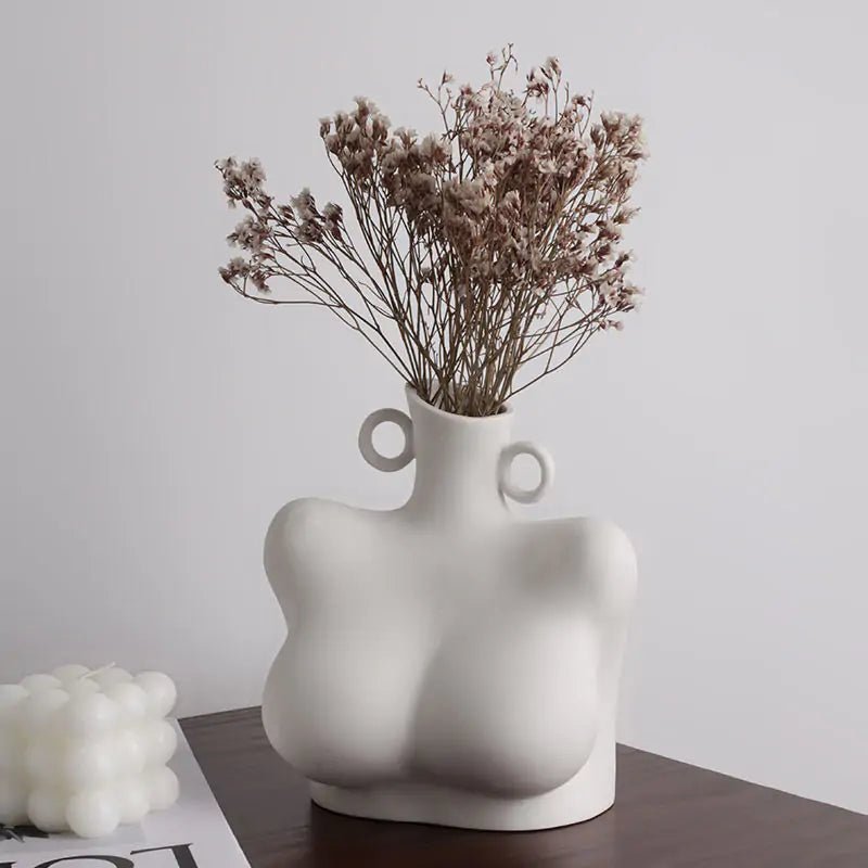 Sculpture Vase - Lirana Decor