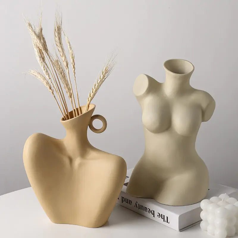 Sculpture Vase - Lirana Decor